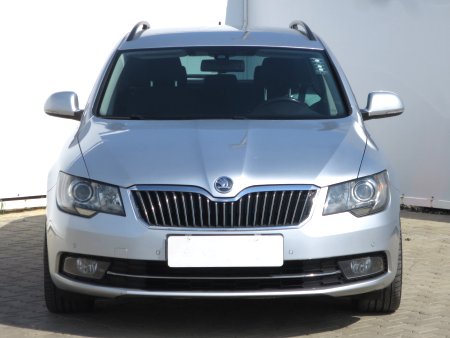 Škoda Superb, 2013 - pohled č. 2