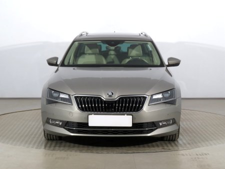 Škoda Superb, 2018 - pohled č. 2