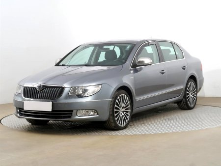 Škoda Superb, 2010 - pohled č. 3