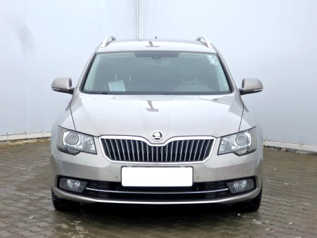 Škoda Superb, 2014 - pohled č. 2
