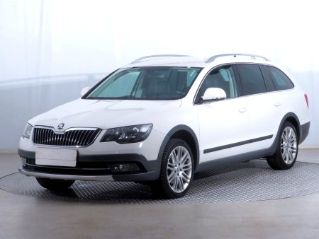 Škoda Superb, 2014 - pohled č. 3