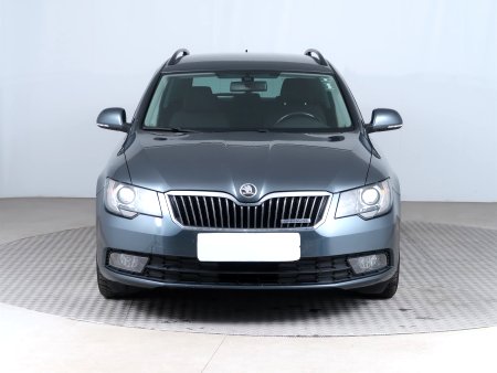 Škoda Superb, 2013 - pohled č. 2