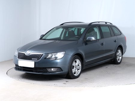 Škoda Superb, 2013 - pohled č. 3