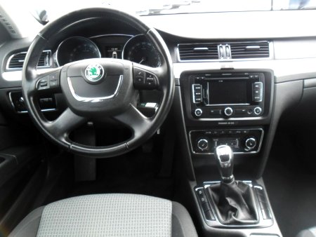 Škoda Superb, 2012 - pohled č. 9