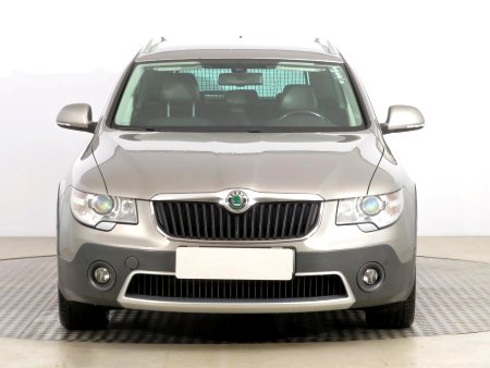 Škoda Superb, 2012 - pohled č. 2