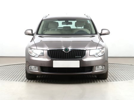 Škoda Superb, 2011 - pohled č. 2