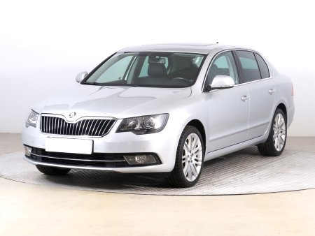 Škoda Superb, 2014 - pohled č. 3