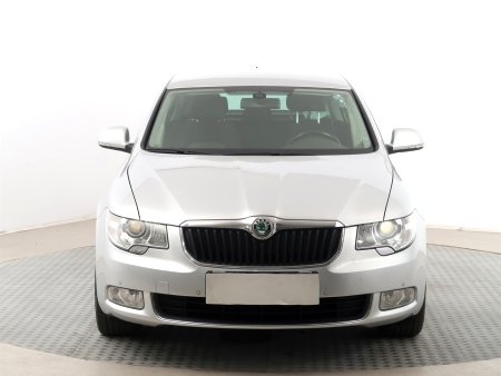 Škoda Superb, 2012 - pohled č. 2
