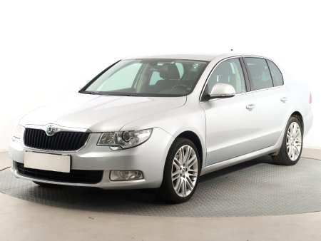 Škoda Superb, 2012 - pohled č. 3