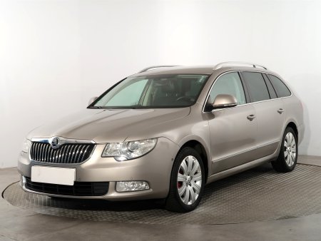 Škoda Superb, 2010 - pohled č. 3