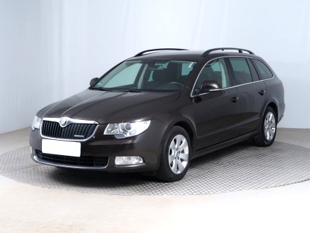 Škoda Superb, 2013 - pohled č. 3