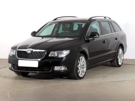 Škoda Superb, 2012 - pohled č. 3