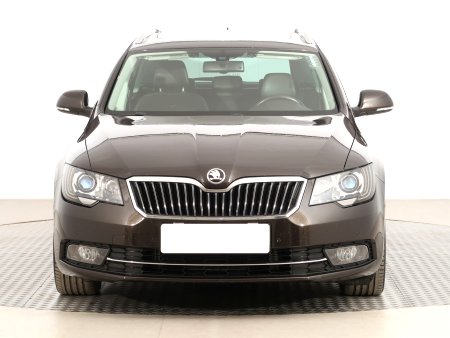 Škoda Superb, 2014 - pohled č. 2