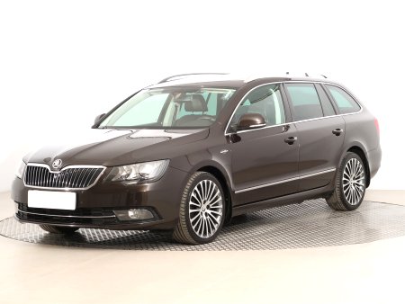 Škoda Superb, 2014 - pohled č. 3