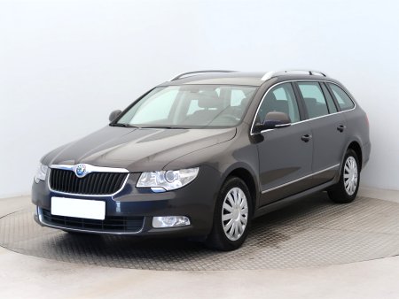 Škoda Superb, 2010 - pohled č. 3