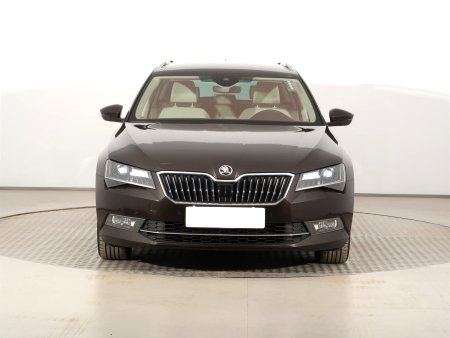 Škoda Superb, 2017 - pohled č. 2