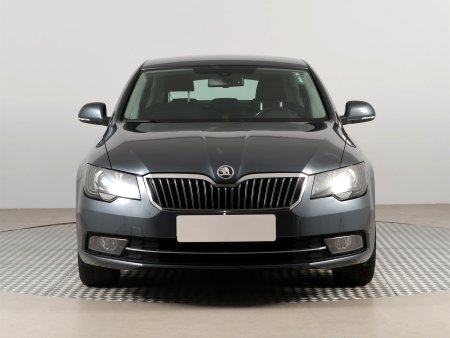 Škoda Superb, 2014 - pohled č. 2