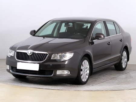 Škoda Superb, 2011 - pohled č. 3