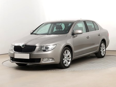 Škoda Superb, 2012 - pohled č. 3