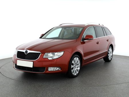 Škoda Superb, 2011 - pohled č. 3