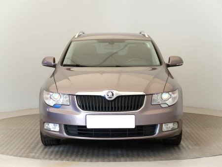 Škoda Superb, 2011 - pohled č. 2