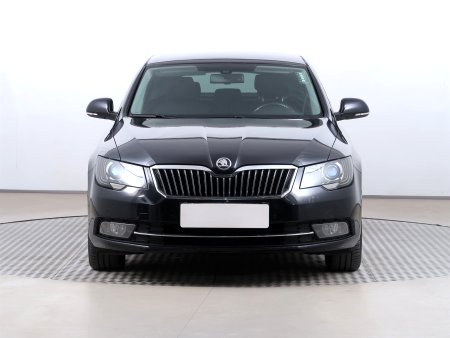 Škoda Superb, 2013 - pohled č. 2