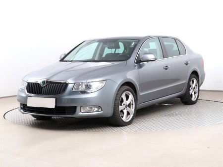 Škoda Superb, 2010 - pohled č. 3