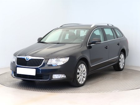 Škoda Superb, 2012 - pohled č. 3