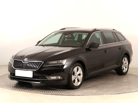 Škoda Superb, 2017 - pohled č. 3