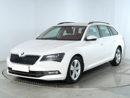 Škoda Superb, 2018 - pohled č. 3