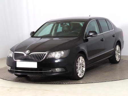Škoda Superb, 2013 - pohled č. 3