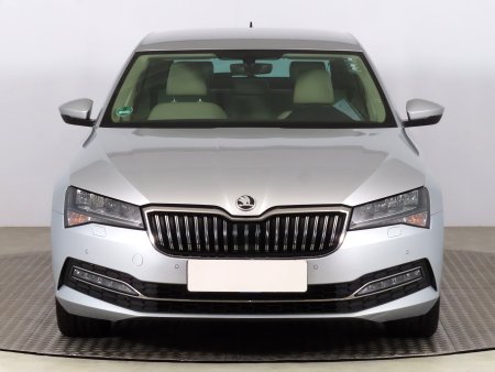Škoda Superb, 2021 - pohled č. 2