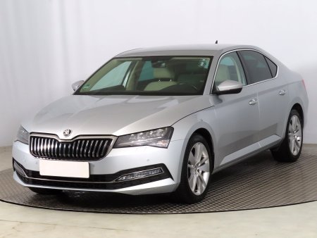 Škoda Superb, 2021 - pohled č. 3