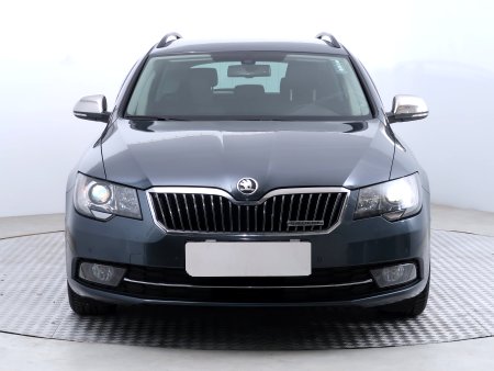 Škoda Superb, 2013 - pohled č. 2