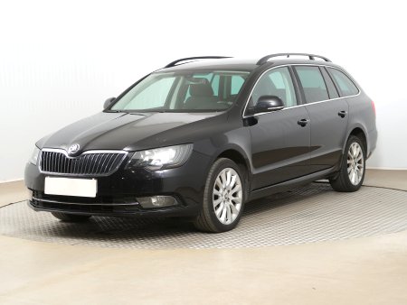 Škoda Superb, 2014 - pohled č. 3