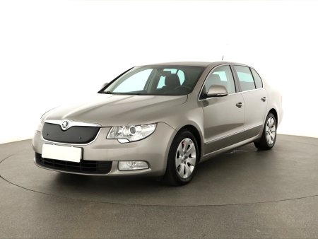 Škoda Superb, 2009 - pohled č. 3