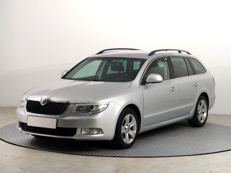 Škoda Superb, 2012 - pohled č. 3