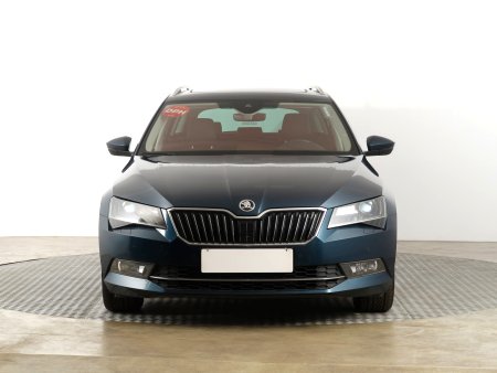Škoda Superb, 2018 - pohled č. 2