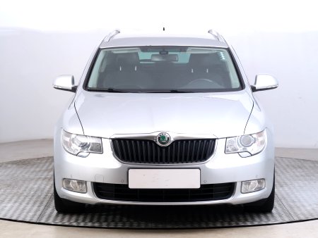 Škoda Superb, 2012 - pohled č. 2