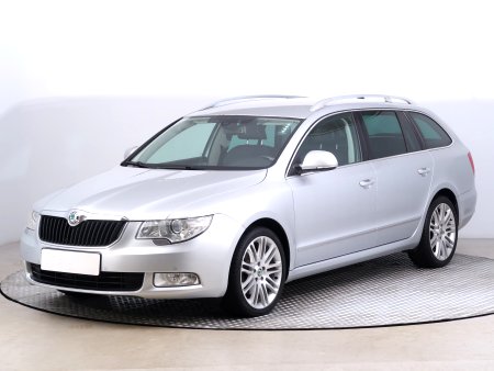 Škoda Superb, 2012 - pohled č. 3