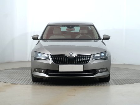 Škoda Superb, 2018 - pohled č. 2