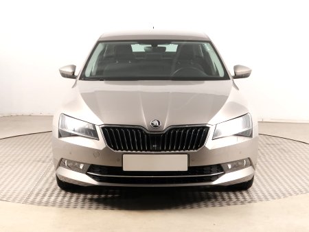 Škoda Superb, 2018 - pohled č. 2