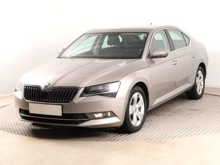 Škoda Superb, 2018 - pohled č. 3