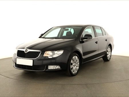 Škoda Superb, 2013 - pohled č. 3