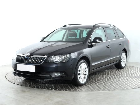 Škoda Superb, 2014 - pohled č. 3