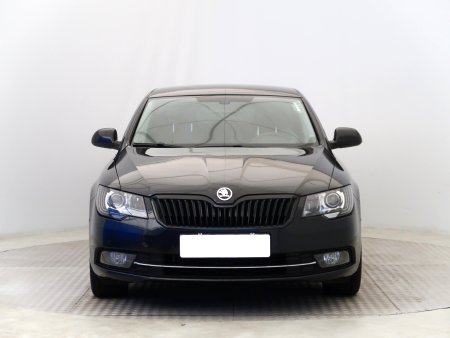 Škoda Superb, 2014 - pohled č. 2