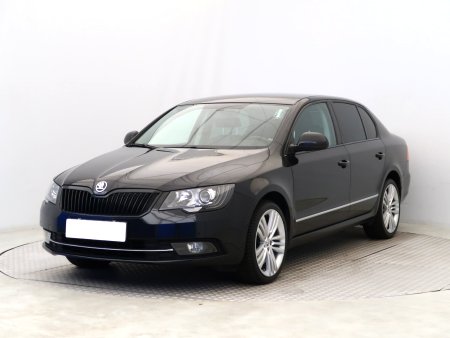 Škoda Superb, 2014 - pohled č. 3