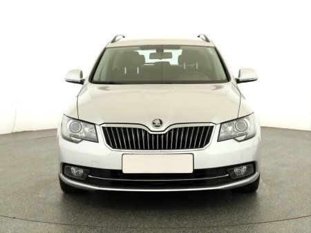 Škoda Superb, 2013 - pohled č. 2