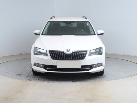 Škoda Superb, 2019 - pohled č. 2