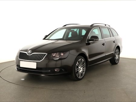 Škoda Superb, 2013 - pohled č. 3